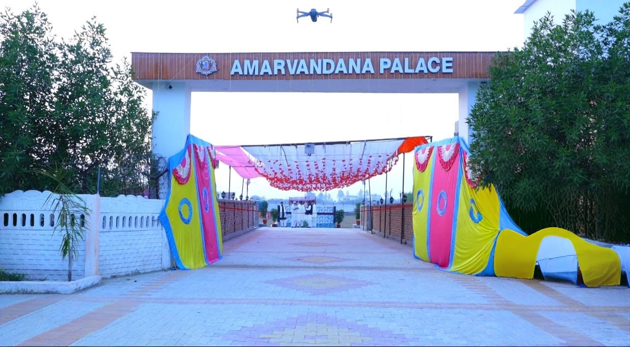AmarVandana Palace luxury exterior — grand wedding resort in Govardhan